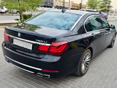 SAR 60,000 | BMW 750Li 2013 | Automatic | 135,500 KM | Original Paint | 2nd Family Car