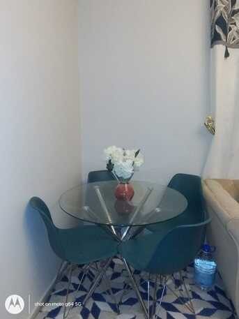 SAR 500 | Round Dining Table with 4 Chairs