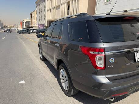 SAR 42,000 | Ford Explorer XLT 4WD 2015 | Automatic | 195 KM