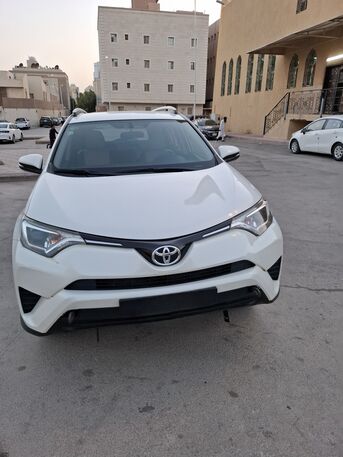 SAR 59,000 | Toyota RAV4 2017 | 4WD | Automatic | 92,361 KM | Single Owner