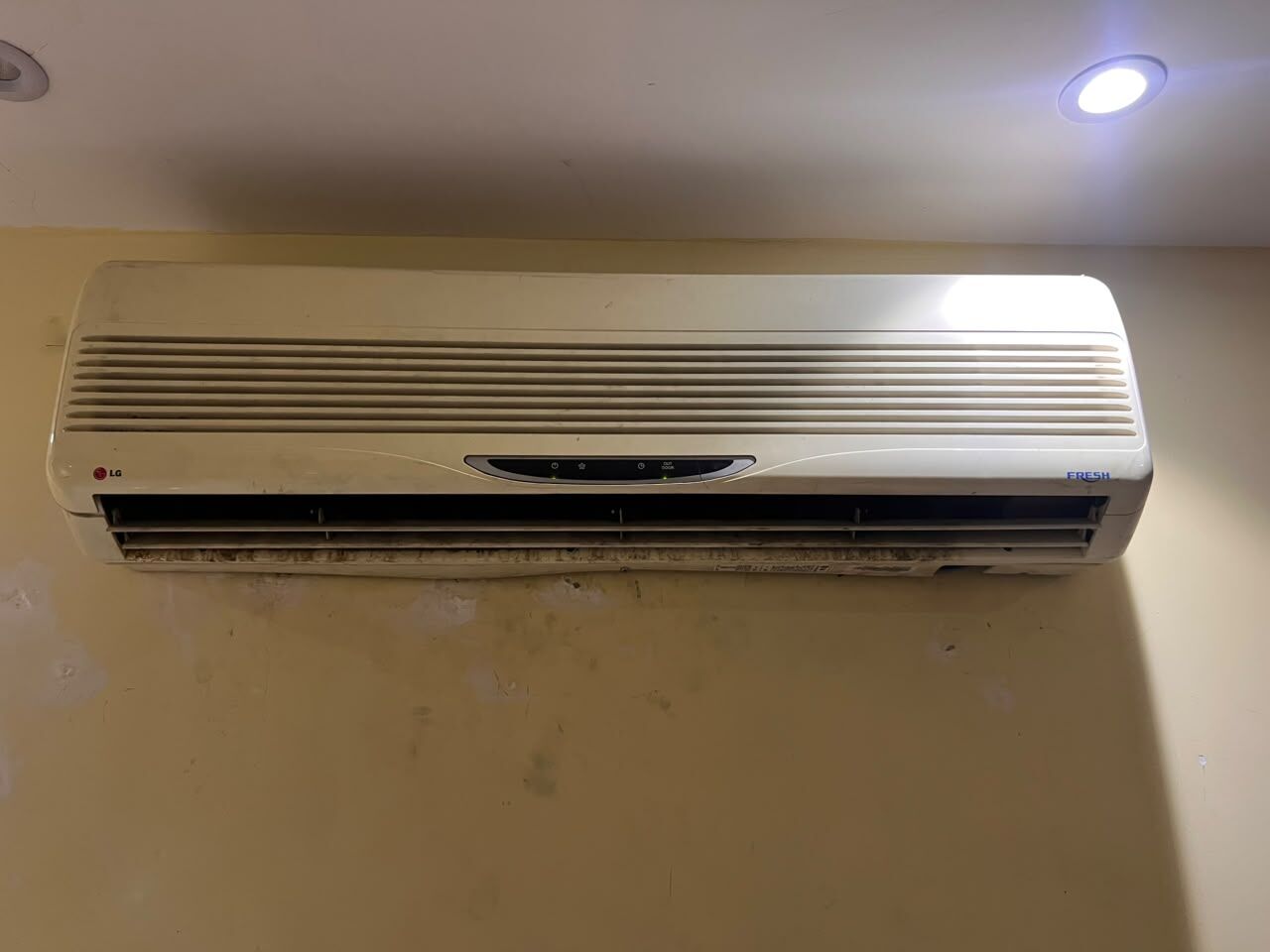 SAR 1,000 | Household Items for Sale