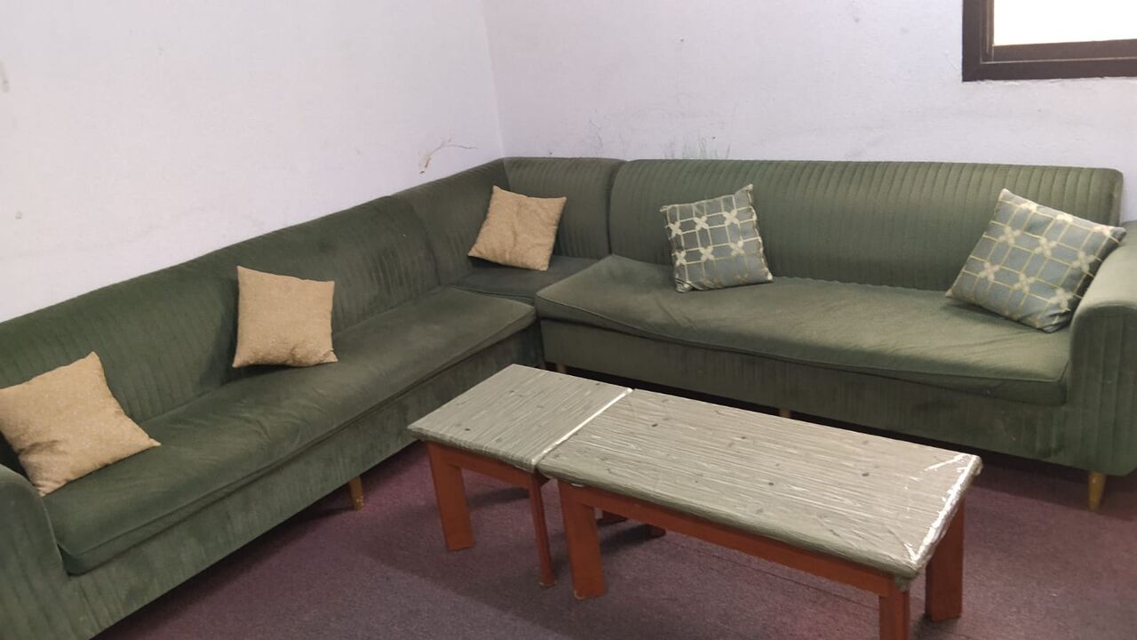 SAR 480 | 7 Seater L-Shape Sofa Set | Dressing Table & Tea Table.