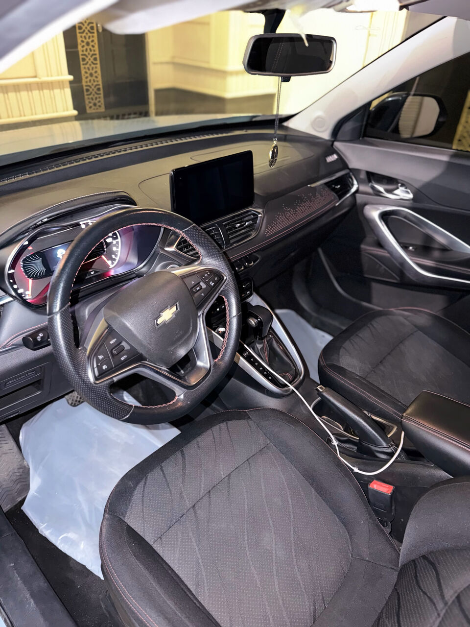SAR 35,000 | Chevrolet Captiva 2023 | Automatic | 80,000 KM | Full Option