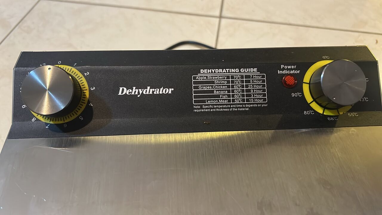 SAR 250 | Food & Fruit Dehydrator for Sale