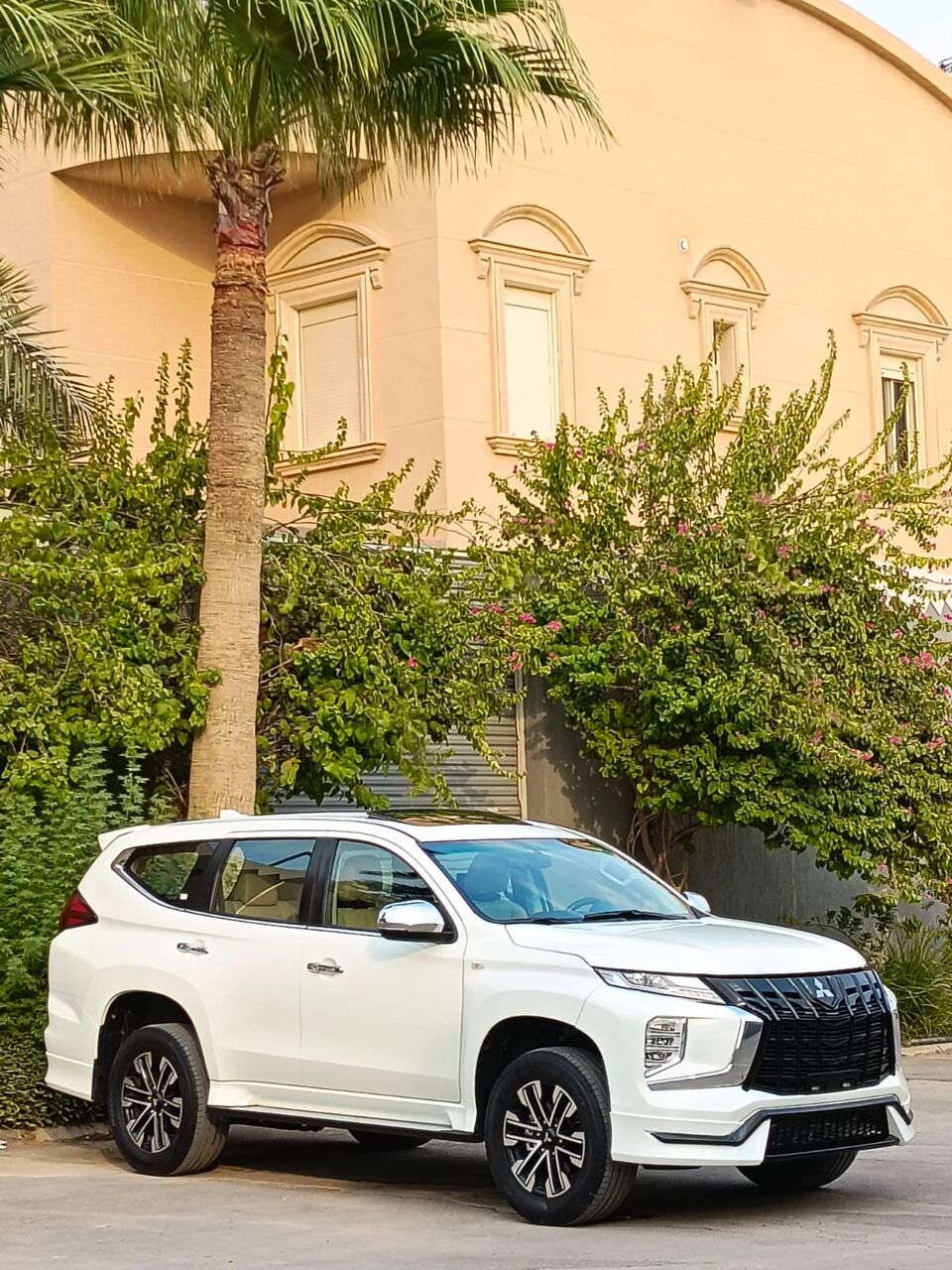 SAR 85,000 | Mitsubishi Montero Sport 2022 | Automatic | 68,000 KM | Full Option