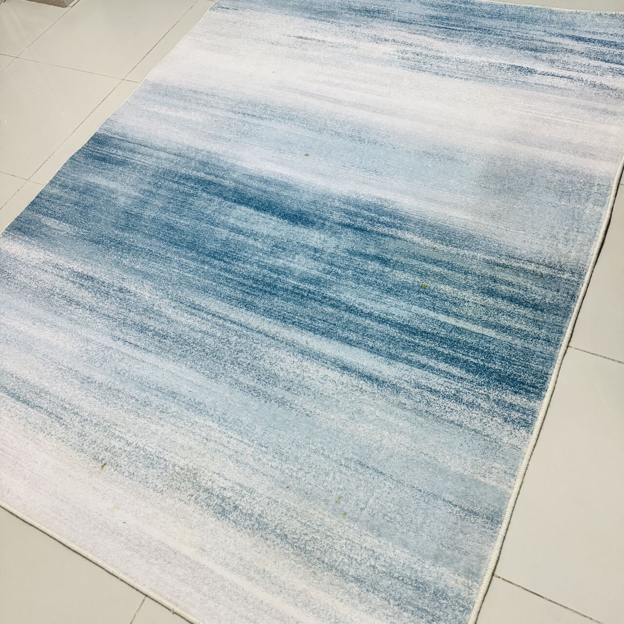 SAR 99 – Carpet in Excellent Condition, 150 × 200 cm