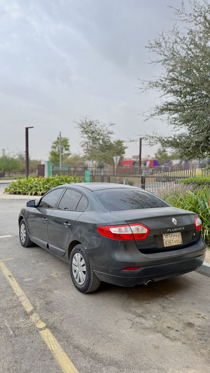 SAR 10,000 | Renault Fluence 2015 | Automatic | 199,000 KM