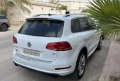 SAR 37,000 | Volkswagen Touareg 2014 | Automatic | 454,000 KM | R-Line