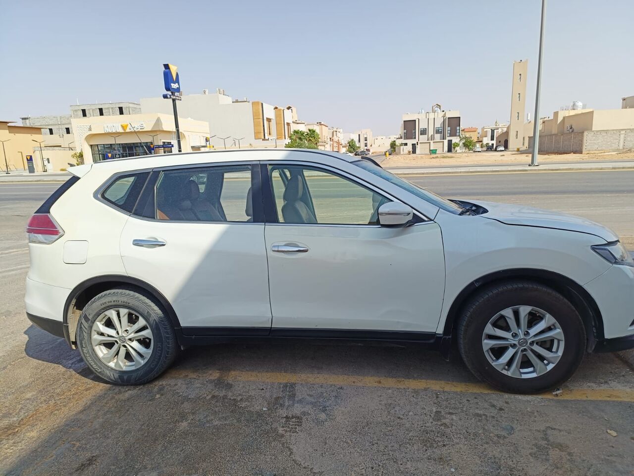 SAR 30,000 | Nissan X-Trail 2015 | Automatic | 275,582 KM | Good Condition
