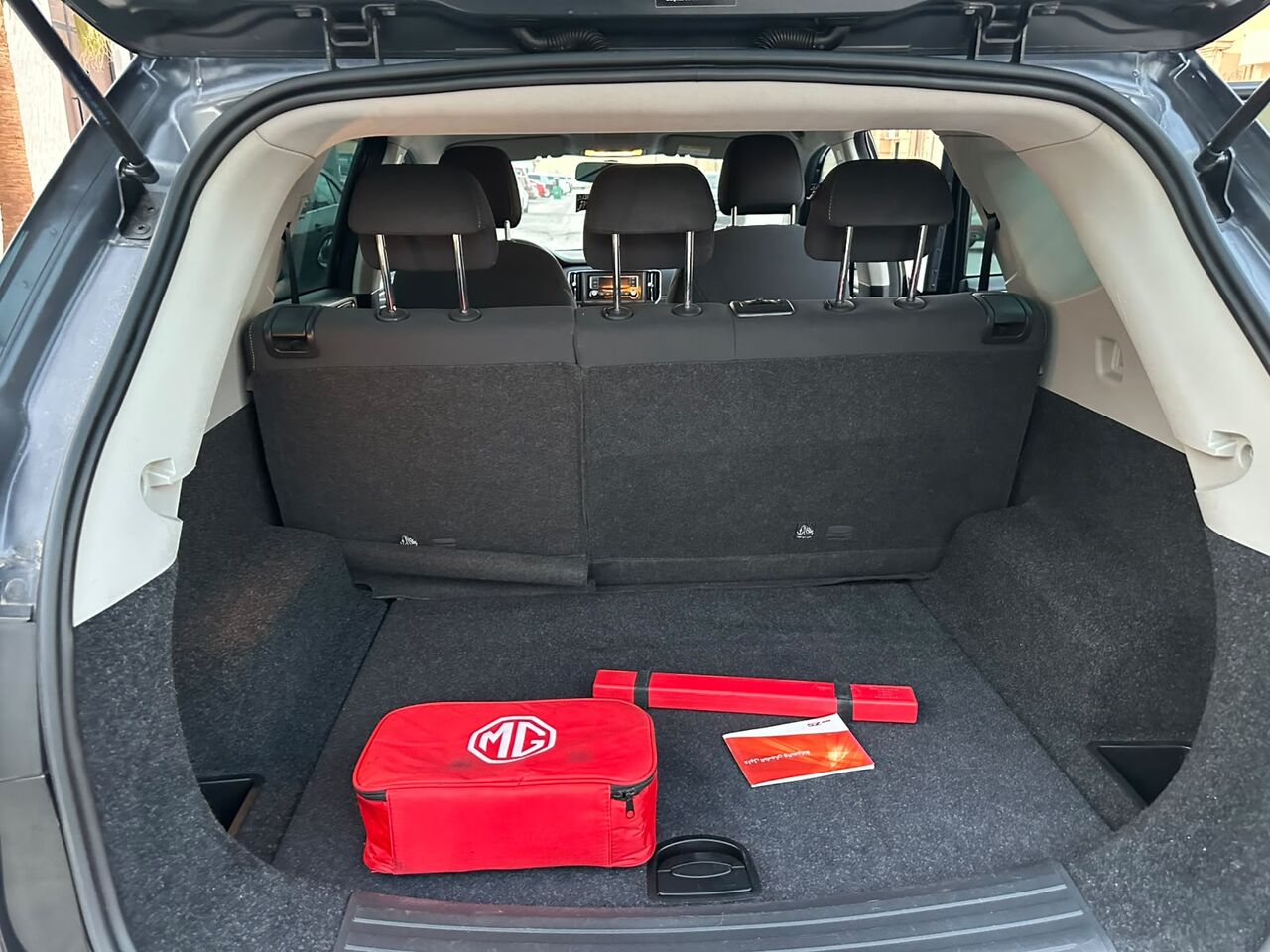 SAR 40,000 – MG RX5 2023, Automatic, 115,000 KM – Mid Option