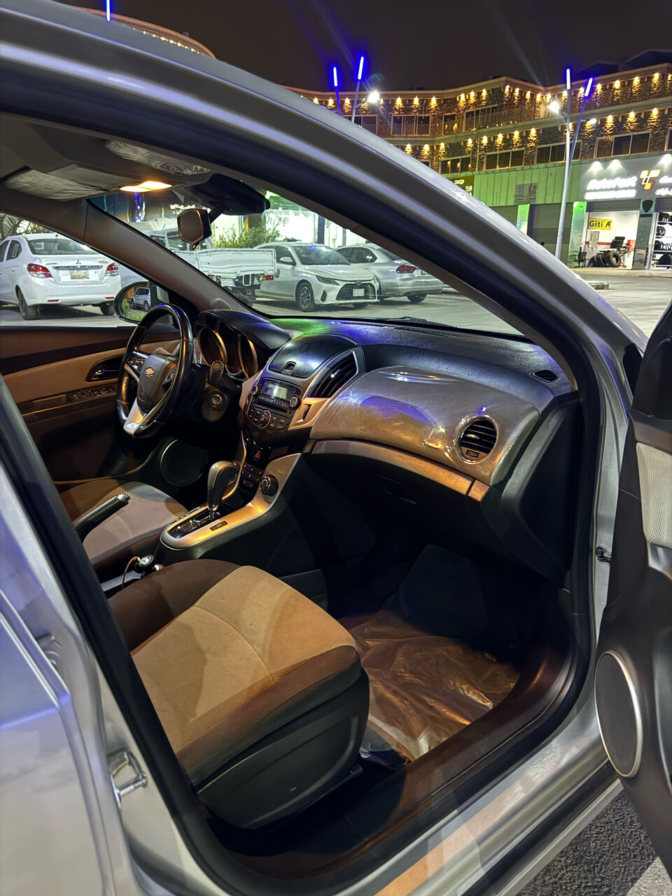 SAR 23,000 | Chevrolet Cruze LS 2017 | Automatic | 181,000 KM