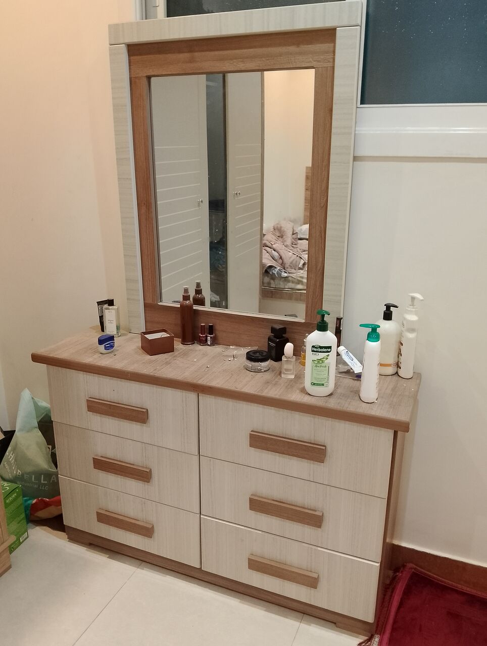 SAR 2,300 | Refrigerator & Furniture for Sale