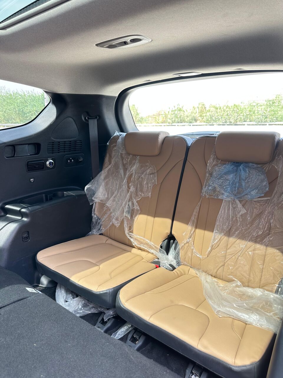 SAR 98,000 – Hyundai Santa Fe Limited 2023, Automatic, 94,000 KM – Full Option, Original Configuration