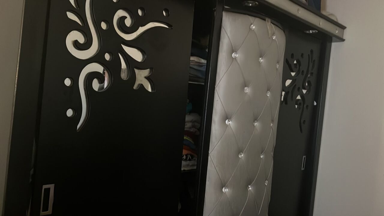 SAR 700 – Complete Bedroom Set for Sale