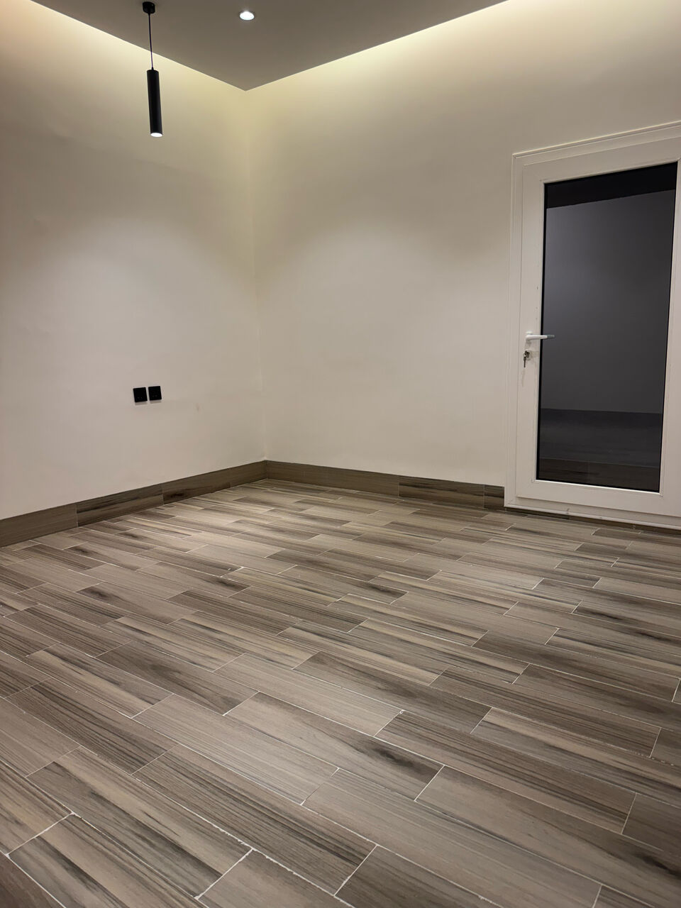 SAR 46,000/Year – Elegant Luxury Studio Apartment for Rent, 100 Sq. Meter