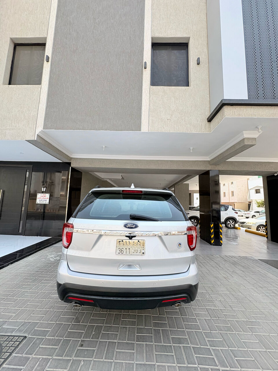 SAR 45,000 – Ford Explorer, 2016, Automatic, 270,000 KM