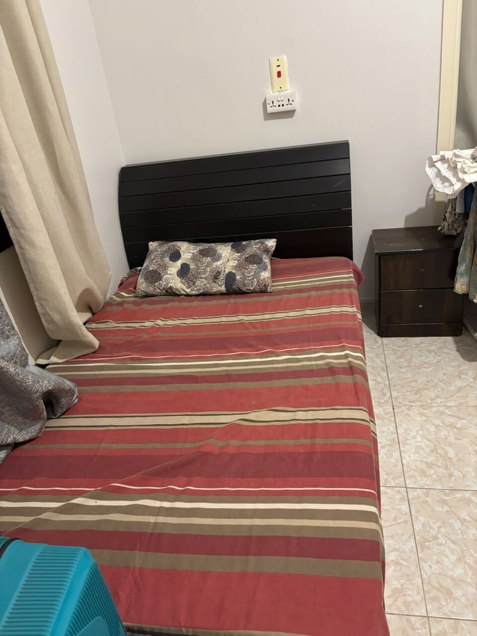 Household Items for Sale – Bedroom Set, Washing Machine, Sofa, Dining Table & Refrigerator