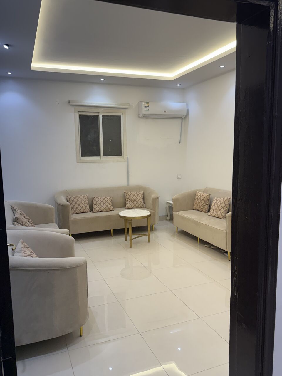 SAR 42,000/Year – 2BR Apartment with 2 Halls, 2 Washrooms & 1 Kitchen for Rent
