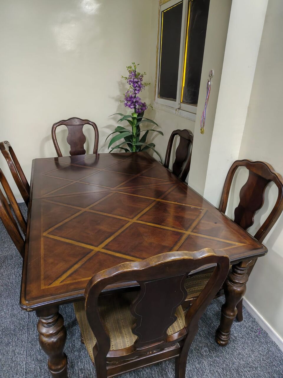 SAR 400– Dining Table for Sale