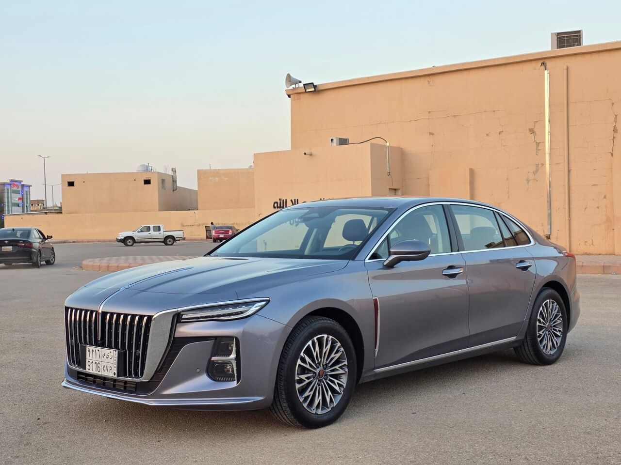 SAR 75,000 – Hongqi Ousado, 2026, Automatic, 18,000 KM | Like New