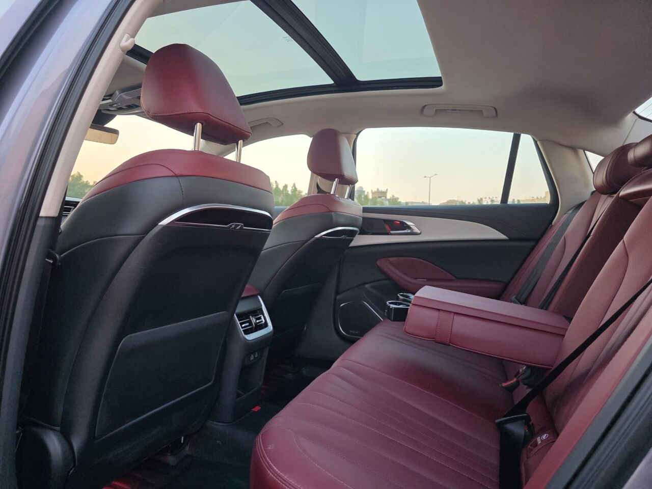SAR 75,000 – Hongqi Ousado, 2026, Automatic, 18,000 KM | Like New