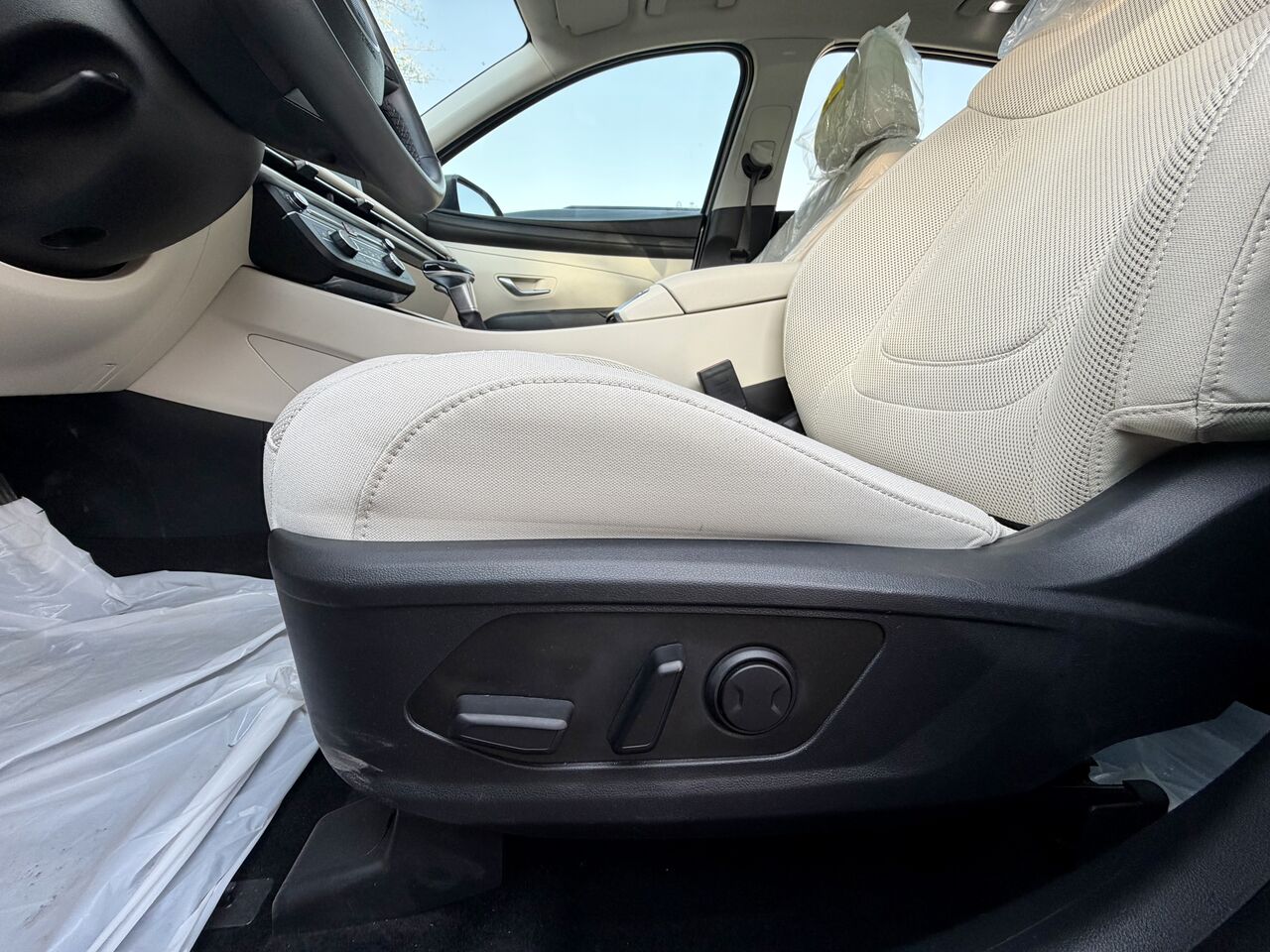 SAR 110,000 – Hyundai Tucson, 2026, Automatic, 9,000 KM | Full Option