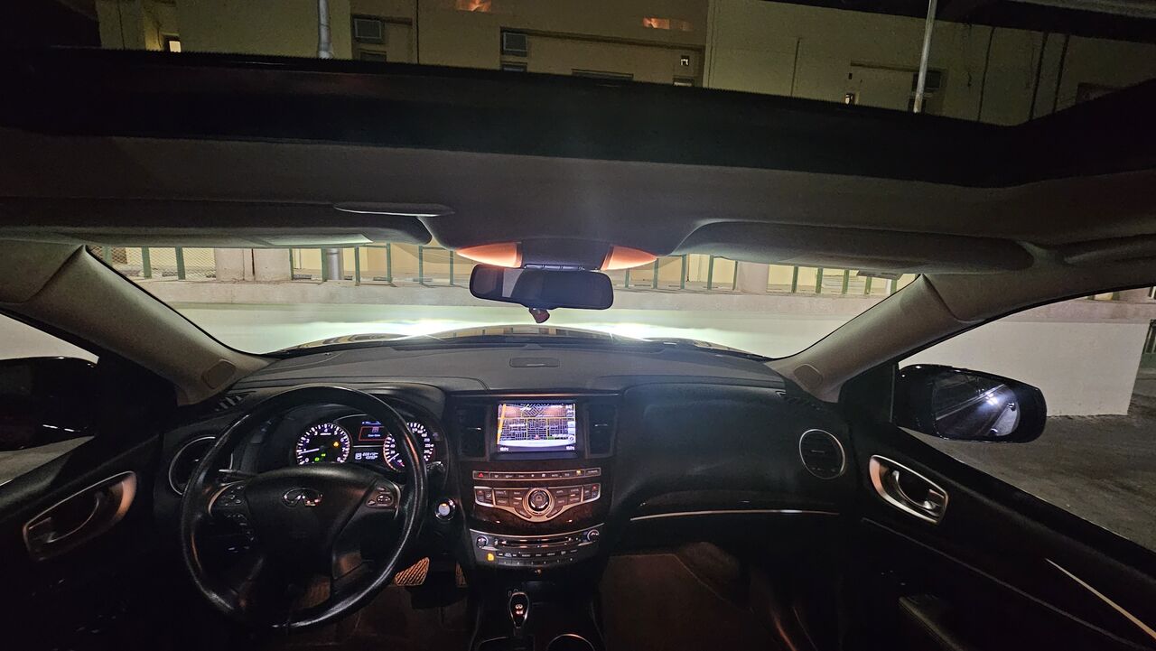 SAR 69,000 – Infiniti QX60, 2019, Automatic, 200,000 KM | Super Clean | 7 Passengers