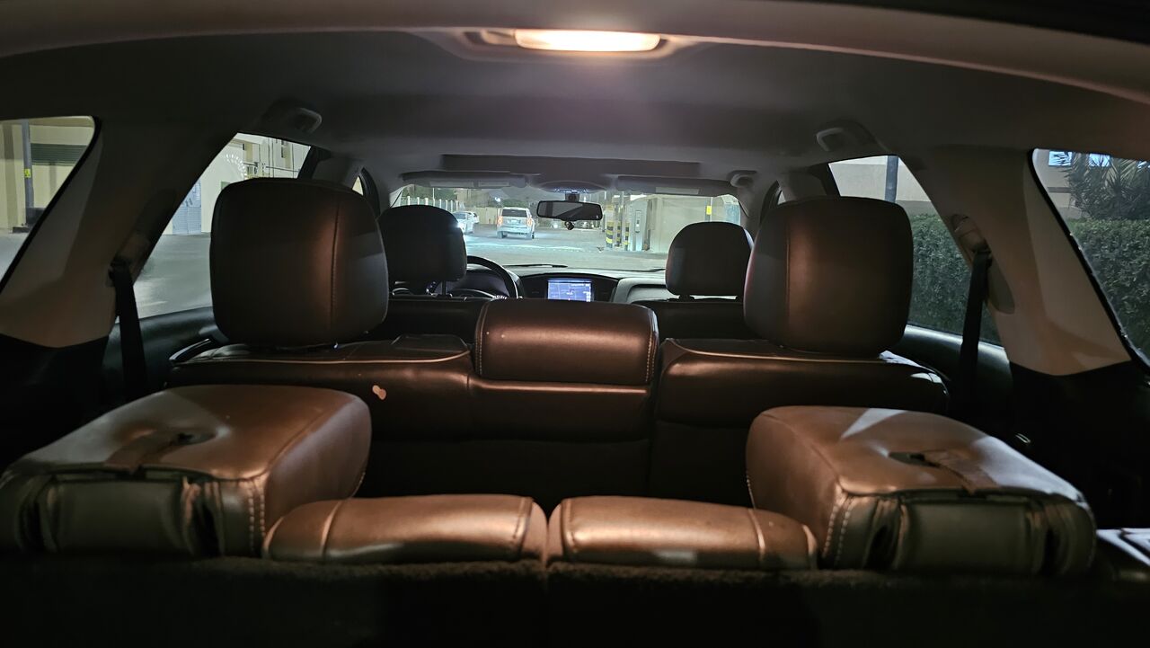 SAR 69,000 – Infiniti QX60, 2019, Automatic, 200,000 KM | Super Clean | 7 Passengers