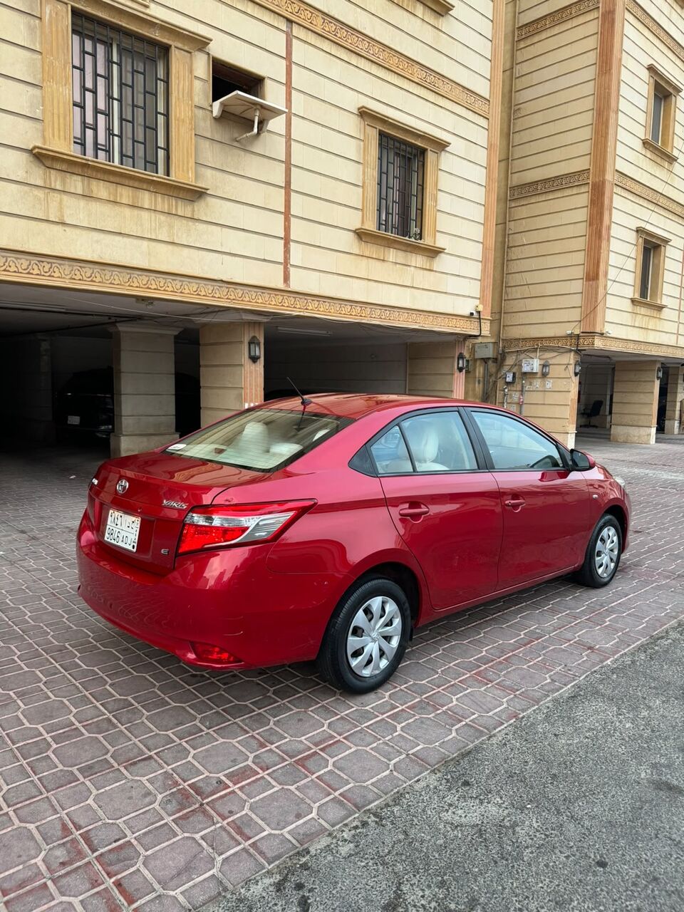 AR 26,000 – Toyota Yaris, 2014, Automatic, 220 KM