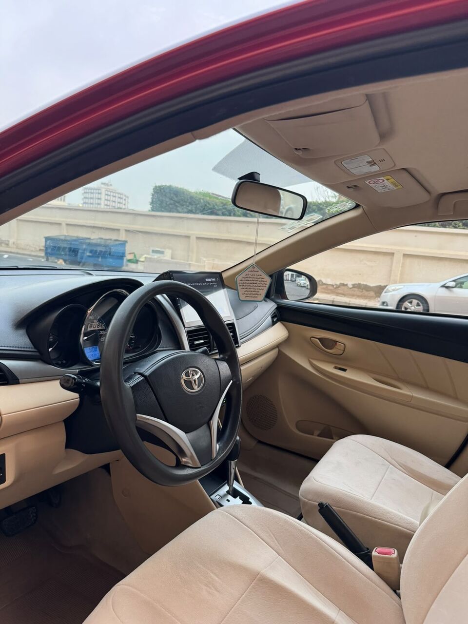 AR 26,000 – Toyota Yaris, 2014, Automatic, 220 KM